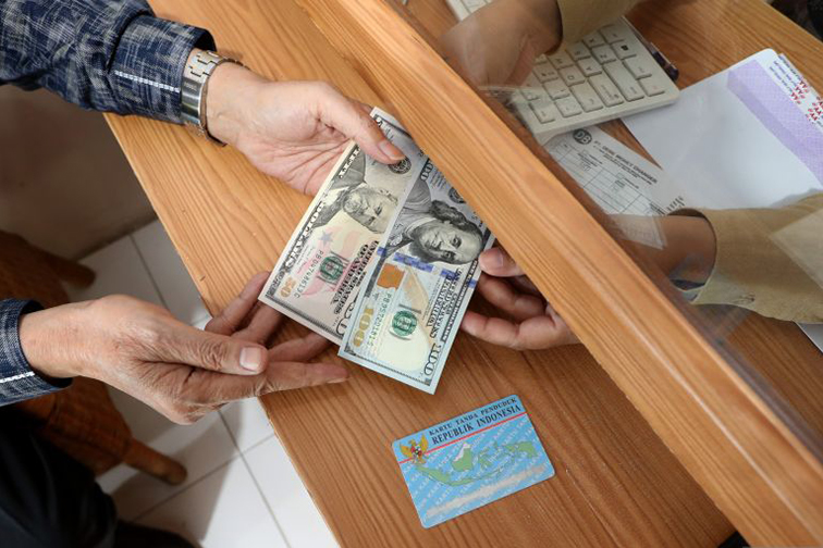 Rupiah pada Rabu pagi melemah jadi Rp16.861 per dolar AS