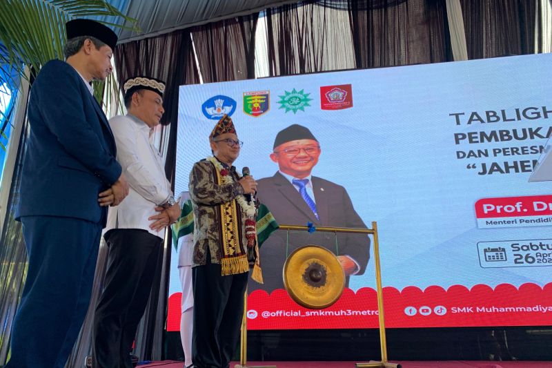 Mendikdasmen imbau guru berhati-hati gunakan medsos Mendikdasmen imbau guru berhati-hati gunakan medsos