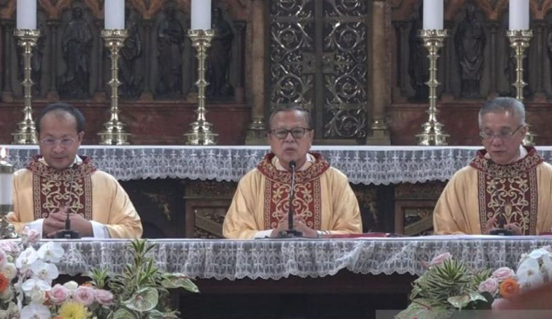 Uskup Agung Jakarta: Paskah momen berbakti dengan membantu yang lemah