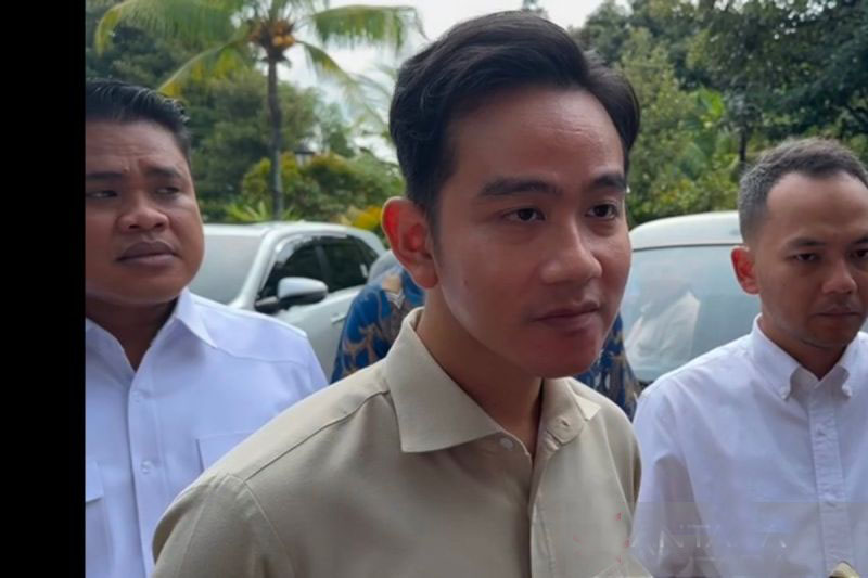 Gibran sebut putra Prabowo sosok pemersatu Gibran sebut putra Prabowo sosok pemersatu