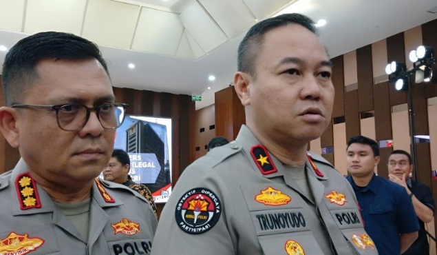 Polri tekankan akan tindak tegas personel pelaku pungli Polri tekankan akan tindak tegas personel pelaku pungli