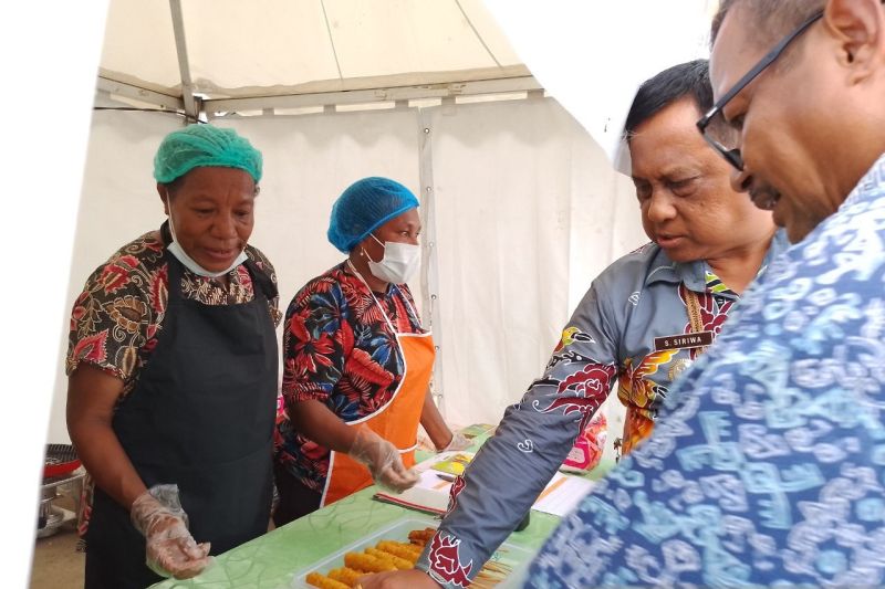 Pemkab Jayapura: Produk industri lokal butuh sertifikat halal Pemkab Jayapura: Produk industri lokal butuh sertifikat halal