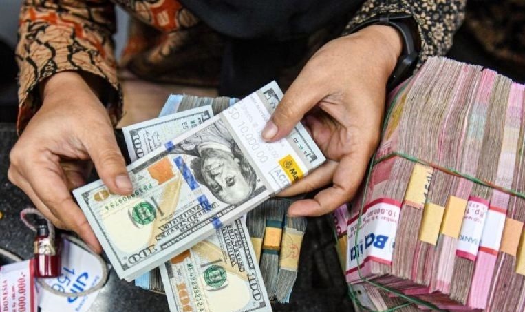 Rupiah pada Jumat pagi menguat jadi Rp16.286 per dolar AS Rupiah pada Jumat pagi menguat jadi Rp16.286 per dolar AS