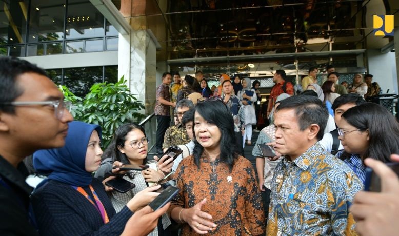 Wamen PU: Infrastruktur SDA dan konektivitas bantu kendalikan inflasi Wamen PU: Infrastruktur SDA dan konektivitas bantu kendalikan inflasi
