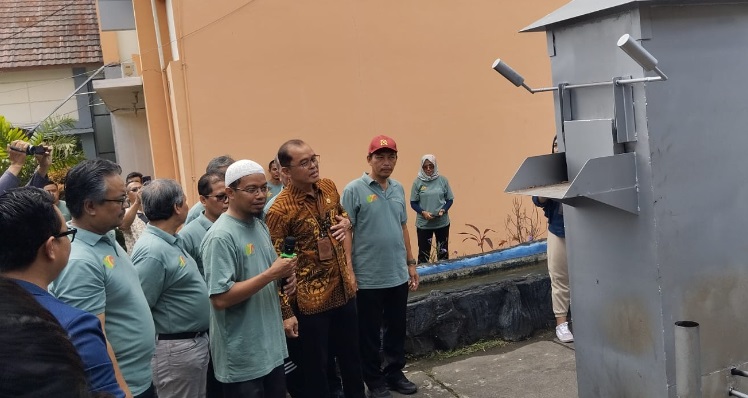 Pemda DIY luncurkan incinerator untuk lingkungan sekolah Pemda DIY luncurkan incinerator untuk lingkungan sekolah