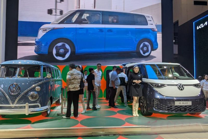 VW rilis ID. Buzz versi lebih panjang, berikut spek dan harganya VW rilis ID. Buzz versi lebih panjang, berikut spek dan harganya