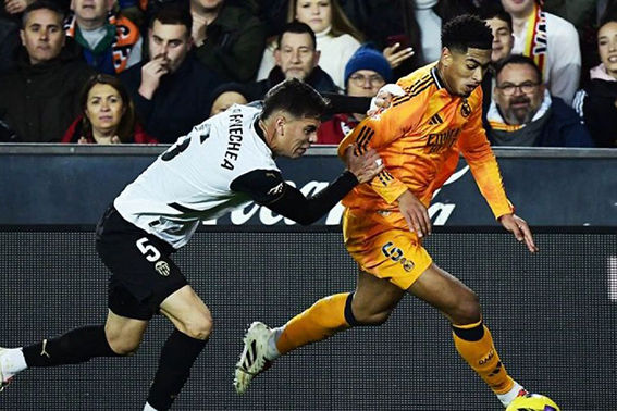 Valencia masih di zona degradasi meski taklukkan Leganes 2-0 Valencia masih di zona degradasi meski taklukkan Leganes 2-0