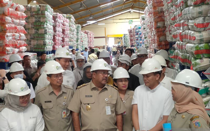 Pemprov Jakarta bakal pertimbangkan kembali kenaikan tarif air minum