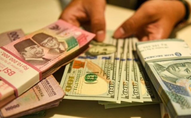 Rupiah melemah karena pelaku pasar wait and see jelang rilis NFP AS Rupiah melemah karena pelaku pasar wait and see jelang rilis NFP AS