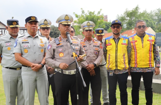 Antisipasi macet saat mudik Lebaran, Kakorlantas Polri survei jalur Tol Solo - Yogya Antisipasi macet saat mudik Lebaran, Kakorlantas Polri survei jalur Tol Solo - Yogya