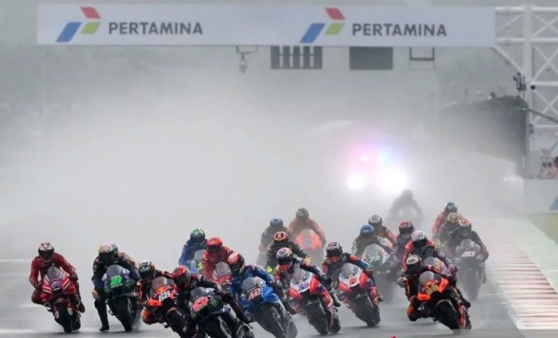 Penonton MotoGP Mandalika 2025 ditargetkan 130 ribu orang Penonton MotoGP Mandalika 2025 ditargetkan 130 ribu orang