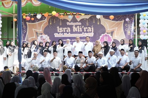 Wamensos sosialisasi Program MBG - Sekolah Rakyat di Bekasi