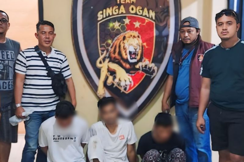Polres OKU ungkap kasus perampokan bersenjata api Polres OKU ungkap kasus perampokan bersenjata api