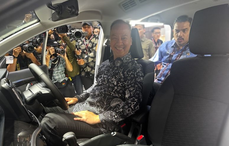 Menperin bocorkan bakal ada mobil nasional baru Menperin bocorkan bakal ada mobil nasional baru