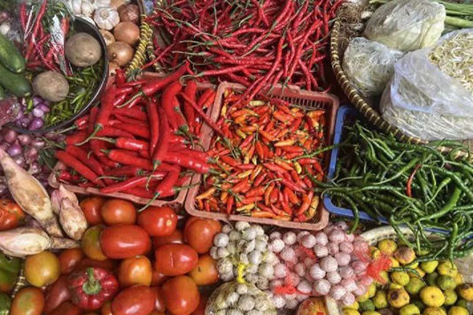 Harga pangan Rabu, cabai rawit Rp83.050/kg dan telur ayam Rp30.300/kg