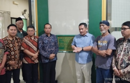 Napak tilas Sang Proklamator, Legislator DPRD DIY kunjungi Masjid Sunan Gunung Jati Cirebon Napak tilas Sang Proklamator, Legislator DPRD DIY kunjungi Masjid Sunan Gunung Jati Cirebon