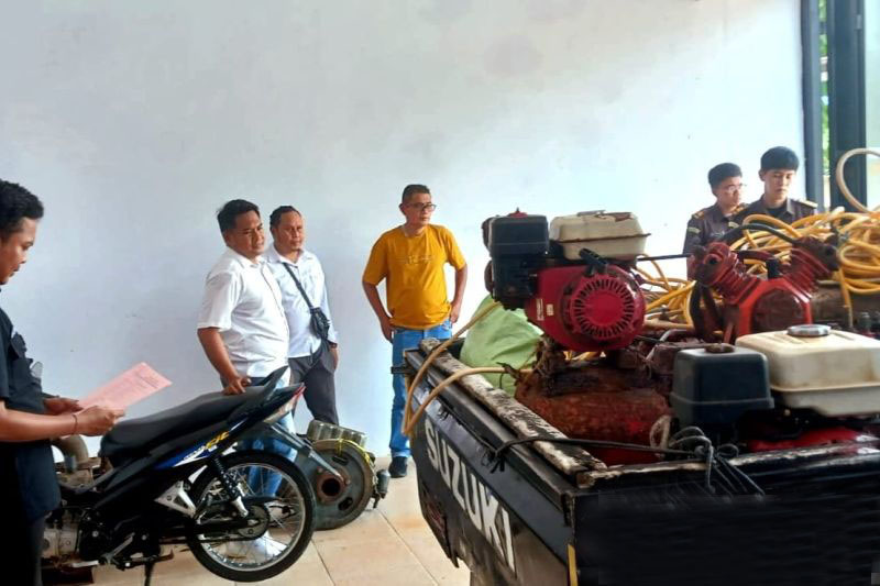 Polairud Gorontalo limpahkan tersangka ikan ilegal ke Kejari Boalemo