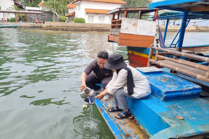 Mikroplastik ditemukan pada sampel di tiga pulau di Kepulauan Seribu