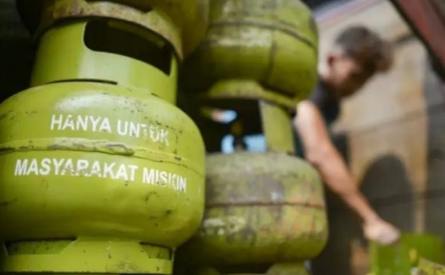 Pertamina minta 78.304 pengecer LPG 3 kg di Jateng-DIY jadi pangkalan Pertamina minta 78.304 pengecer LPG 3 kg di Jateng-DIY jadi pangkalan