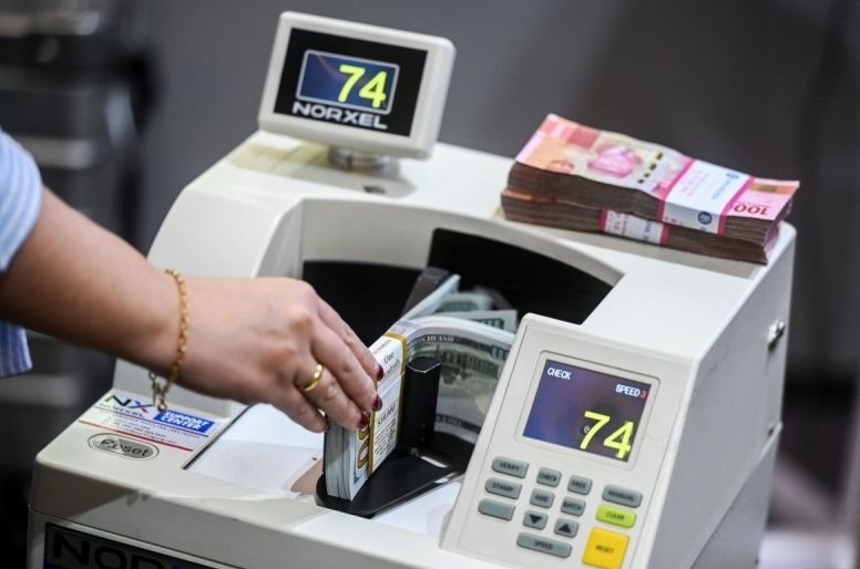 Rupiah pada Selasa pagi melemah jadi Rp16.292 per dolar AS