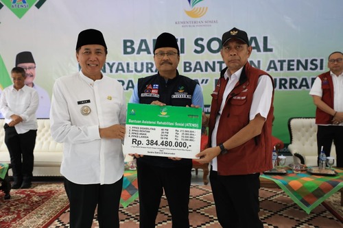 Kemensos salurkan bantuan bagi kelompok rentan di Banyumas