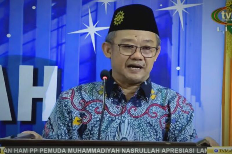 Abdul Muti: Dari Akademisi hingga Menteri Pendidikan Dasar dan Menengah Indonesia Abdul Muti: Dari Akademisi hingga Menteri Pendidikan Dasar dan Menengah Indonesia
