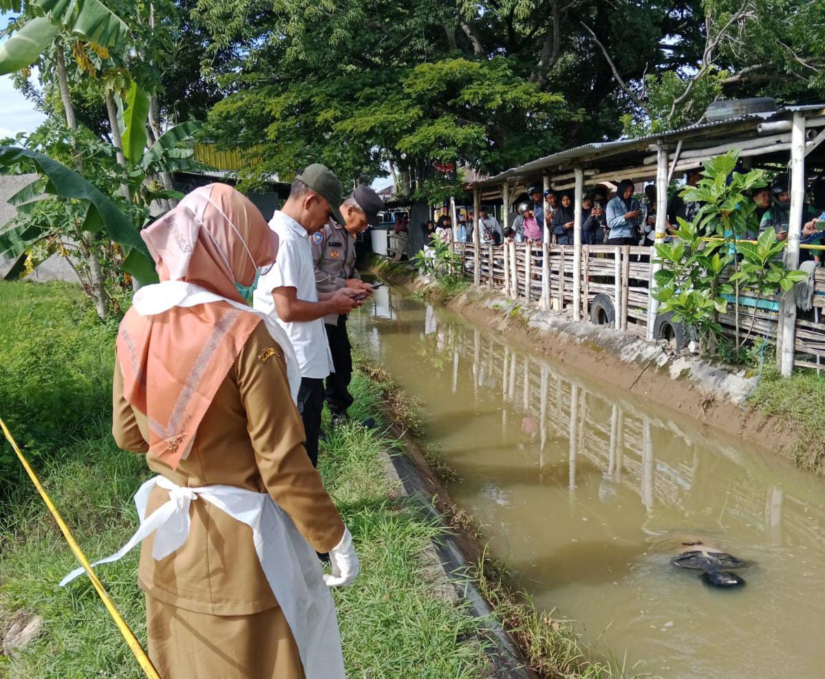 Diduga korban kecelakaan, mayat mengapung di saluran irigasi Desa Dalangan Sukoharjo korban aniaya