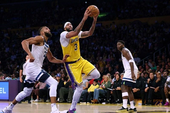 Anthony Davis ucapkan salam perpisahan untuk Los Angeles Lakers Anthony Davis ucapkan salam perpisahan untuk Los Angeles Lakers