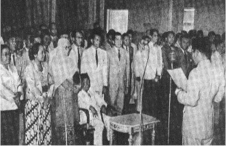 25 Februari 1950: Negara Jawa Timur pisah dari RIS 25 Februari 1950: Negara Jawa Timur pisah dari RIS