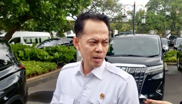 Presiden perintahkan kepala badan pengendalian awasi lobi-lobi ilegal Presiden perintahkan kepala badan pengendalian awasi lobi-lobi ilegal