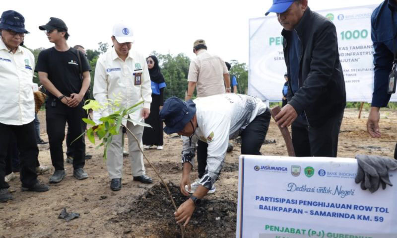 Pj Gubernur Kaltim ajak masyarakat lakukan program penghijauan