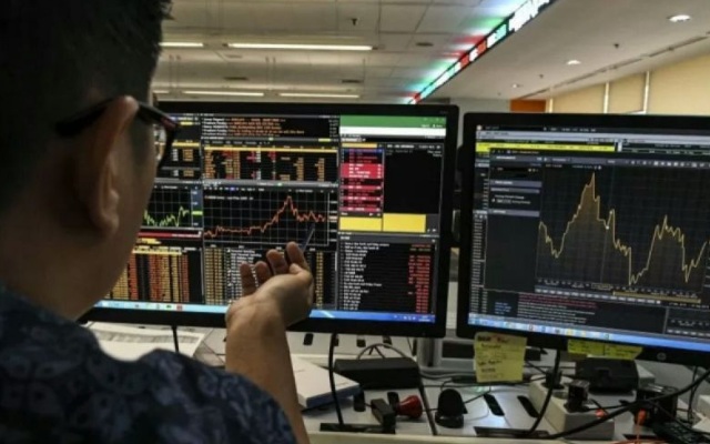 IHSG ditutup melemah dipimpin sektor infrastruktur IHSG ditutup melemah dipimpin sektor infrastruktur