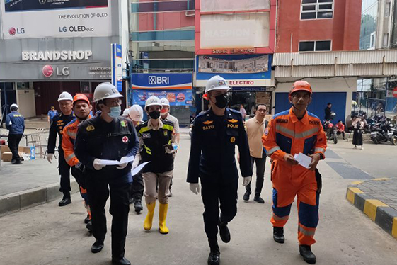 Polisi: Hari ini terakhir mencari jasad korban kebakaran Glodok Plaza Polisi: Hari ini terakhir mencari jasad korban kebakaran Glodok Plaza