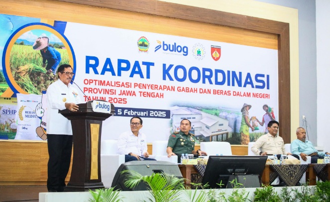 Selama tiga bulan, produksi gabah kering di Jateng diprediksi capai 4,8 juta ton Selama tiga bulan, produksi gabah kering di Jateng diprediksi capai 4,8 juta ton