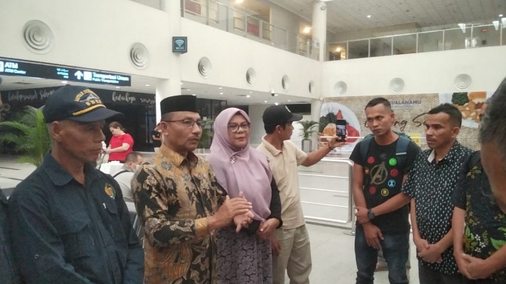 Pemkot dan senator sambut kepulangan tujuh nelayan Aceh dari Myanmar Pemkot dan senator sambut kepulangan tujuh nelayan Aceh dari Myanmar