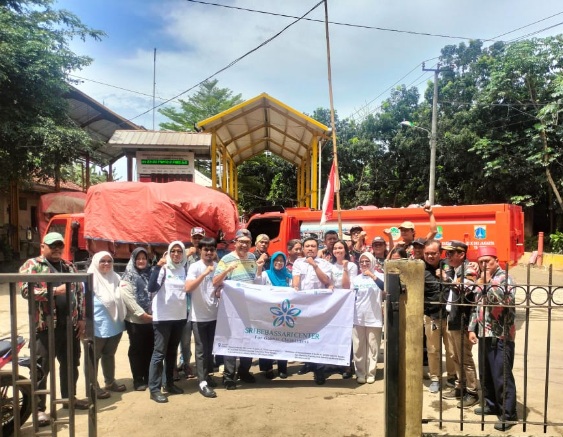 LMP Kota Bekasi soroti pengelolaan TPA Sumur Batu yang masih kurang baik LMP Kota Bekasi soroti pengelolaan TPA Sumur Batu yang masih kurang baik