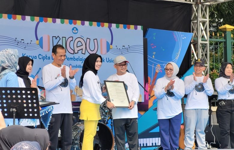 Mendikdasmen dorong upaya pelestarian lagu anak untuk anak Indonesia Mendikdasmen dorong upaya pelestarian lagu anak untuk anak Indonesia
