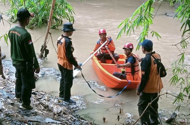 BPBD Tegal terus cari warga depresi yang hilang BPBD Tegal terus cari warga depresi yang hilang