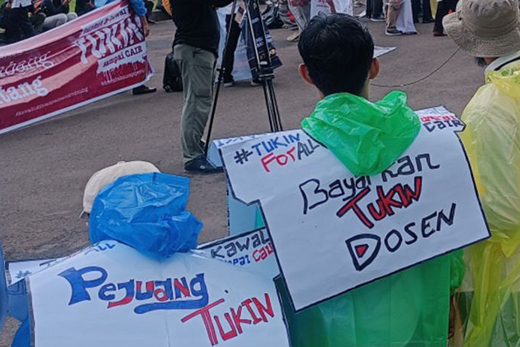 Dosen ASN tuntut semua tunjangan kinerja dicairkan tanpa terkecuali Dosen ASN tuntut semua tunjangan kinerja dicairkan tanpa terkecuali
