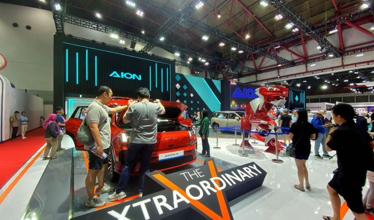 Pilihan mobil listrik di bawah Rp500 juta di IIMS 2025 Pilihan mobil listrik di bawah Rp500 juta di IIMS 2025