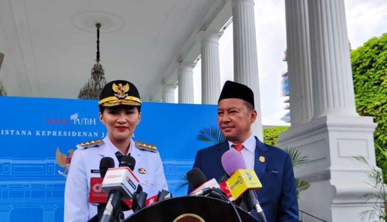 Sherly Tjoanda terharu ikut momen bersejarah pelantikan di Istana Sherly Tjoanda terharu ikut momen bersejarah pelantikan di Istana