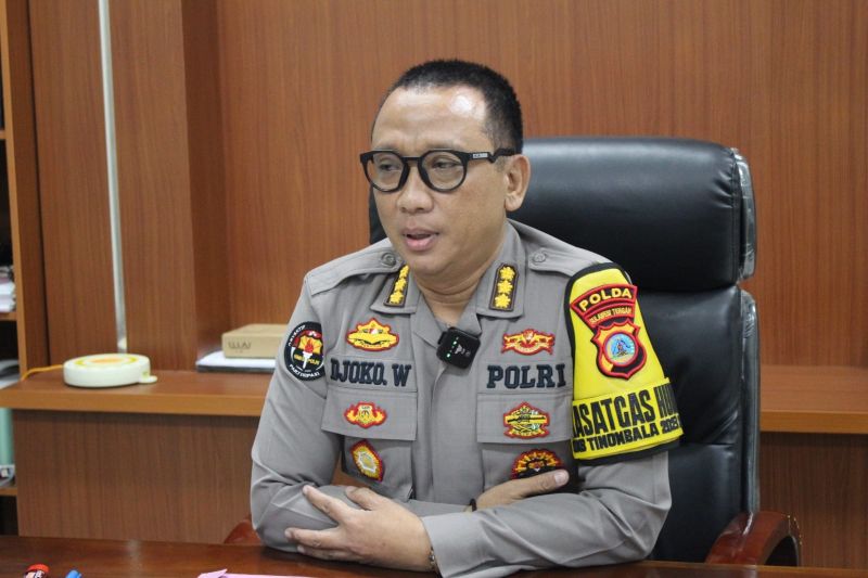 Polda Sulteng pecat satu oknum polisi terlibat calo penerimaan Polri Polda Sulteng pecat satu oknum polisi terlibat calo penerimaan Polri