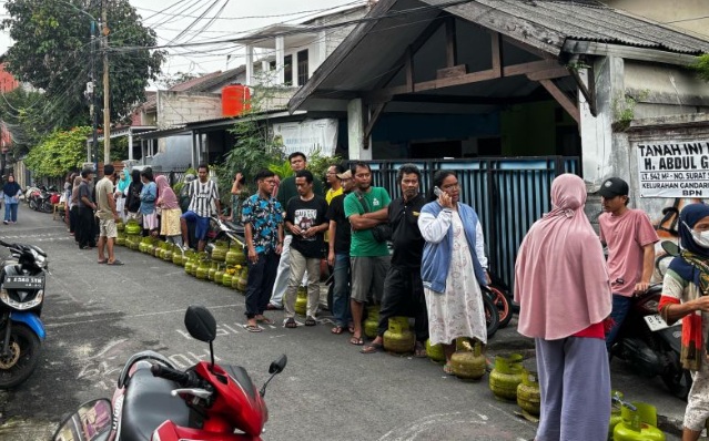 Komisi XII DPR apresiasi Prabowo soal LPG 3 kg tetap dijual pengecer Komisi XII DPR apresiasi Prabowo soal LPG 3 kg tetap dijual pengecer