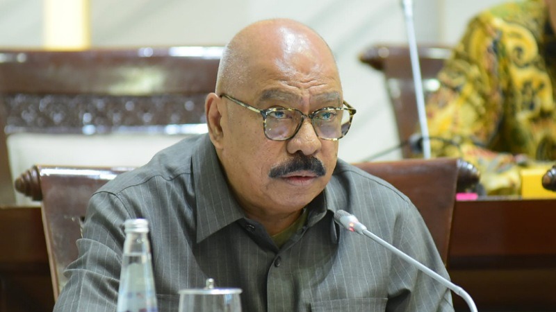 Anggota Komisi XI DPR RI menduga ada nepotisme dalam Penempatan pegawai OJK Anggota Komisi XI DPR RI menduga ada nepotisme dalam Penempatan pegawai OJK