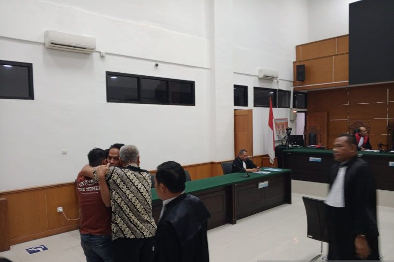 Eks Kadisparpora Kota Serang divonis 2,5 tahun penjara terkait korupsi Eks Kadisparpora Kota Serang divonis 2,5 tahun penjara terkait korupsi