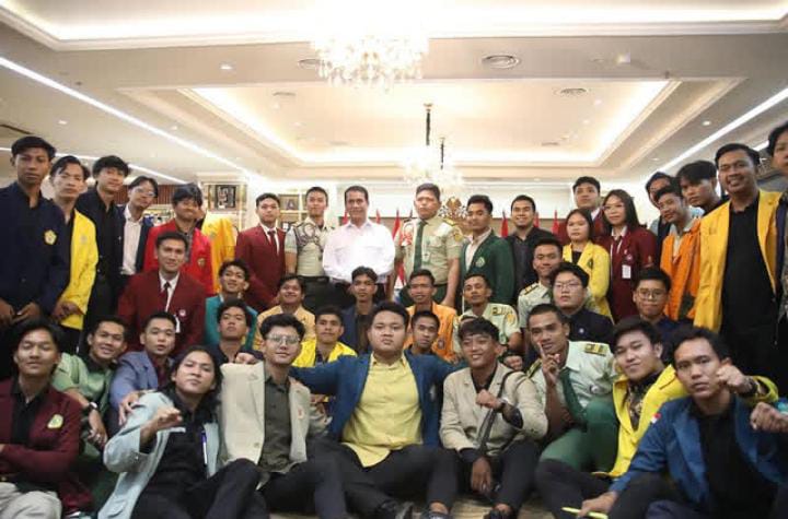 Puluhan aktivis BEM Fakultas Pertanian kumpul di kantor Amran, bicara misi swasembada pangan