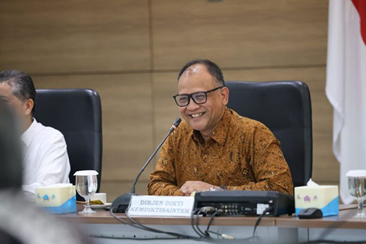 Kemdiktisaintek dorong PTN otonom berikan dampak pada masyarakat Kemdiktisaintek dorong PTN otonom berikan dampak pada masyarakat