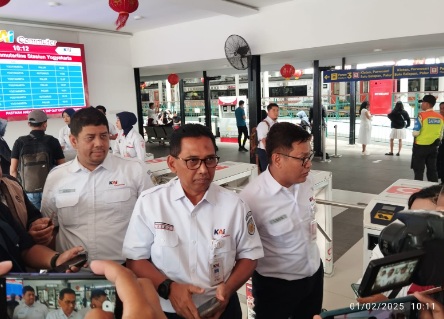 KAI Commuter tambah frekuensi perjalanan KRL rute Yogyakarta-Solo KAI Commuter tambah frekuensi perjalanan KRL rute Yogyakarta-Solo