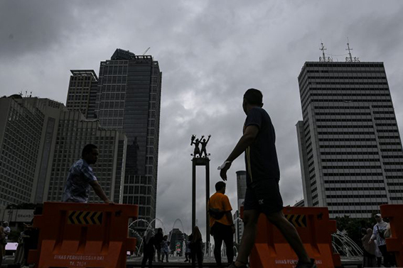 Jakarta diprakirakan berawan tebal pada Rabu pagi Jakarta diprakirakan berawan tebal pada Rabu pagi
