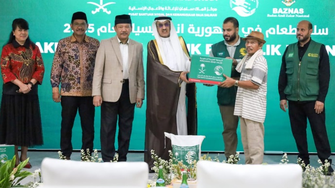 Baznas salurkan ribuan bahan pangan pasca terima bantuan dari Raja Salman Baznas salurkan ribuan bahan pangan pasca terima bantuan dari Raja Salman